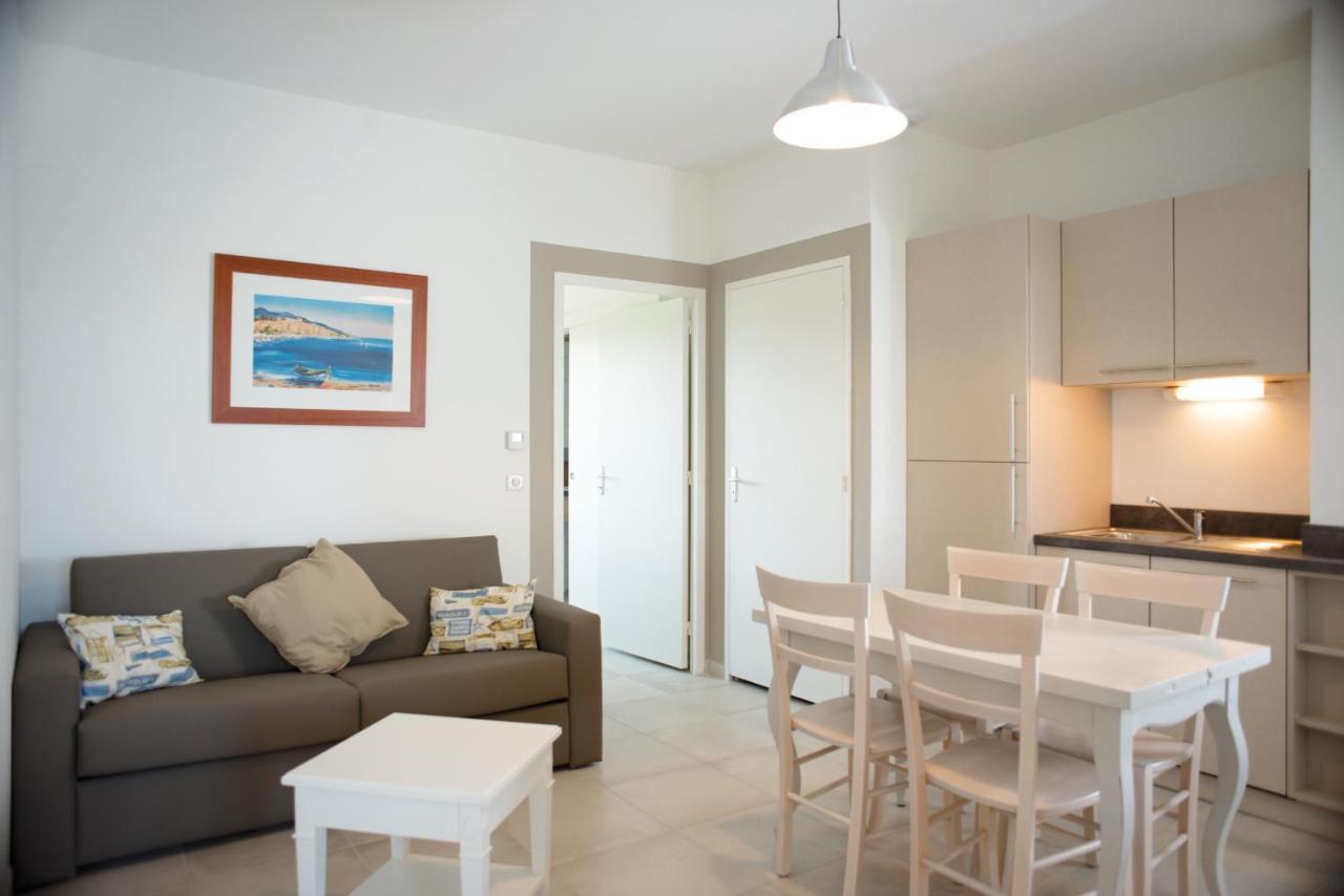 Appartements Des Joncas มาร์ติกส์ ภายนอก รูปภาพ
