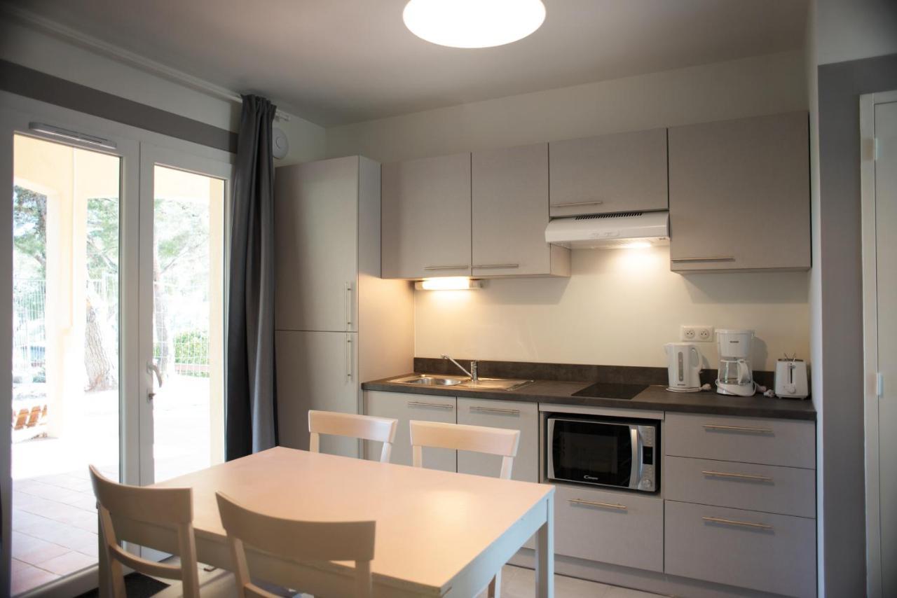 Appartements Des Joncas มาร์ติกส์ ภายนอก รูปภาพ