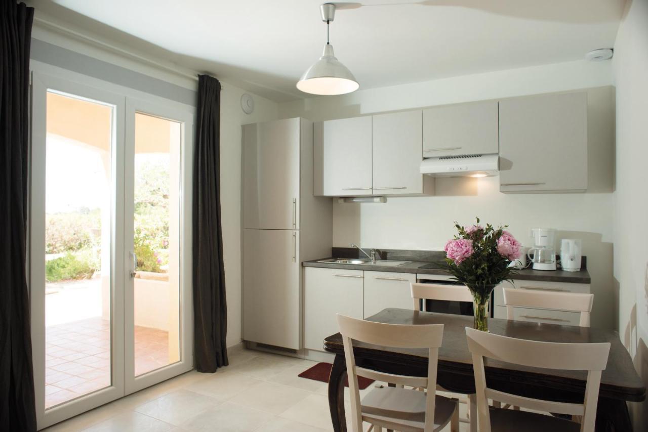 Appartements Des Joncas มาร์ติกส์ ภายนอก รูปภาพ