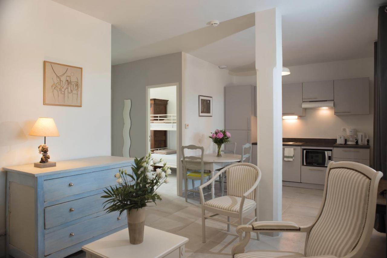 Appartements Des Joncas มาร์ติกส์ ภายนอก รูปภาพ