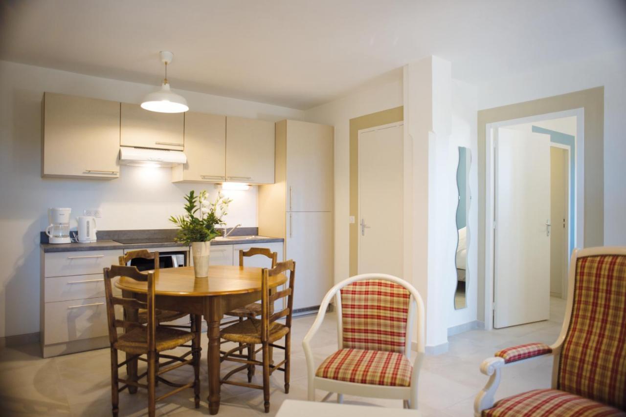 Appartements Des Joncas มาร์ติกส์ ภายนอก รูปภาพ