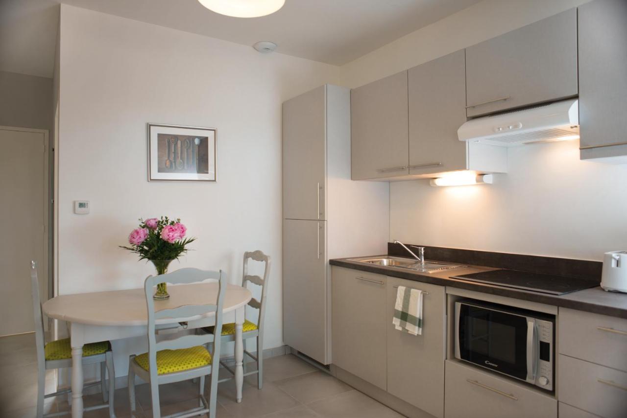 Appartements Des Joncas มาร์ติกส์ ภายนอก รูปภาพ